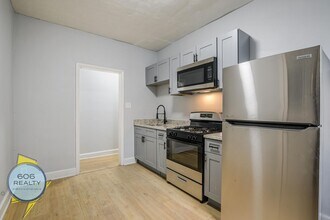 5250 S Drexel Ave in Chicago, IL - Building Photo - Building Photo