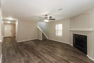 5026 Amorgas Isle Dr in Spring, TX - Foto de edificio - Building Photo