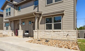 520 Powell Dr in Leander, TX - Building Photo - Building Photo