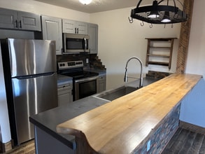 6240-6243 Three Needles Ln in Lolo, MT - Building Photo - Building Photo