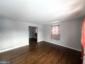 5934 Central Ave in Woodlawn, MD - Building Photo - Building Photo