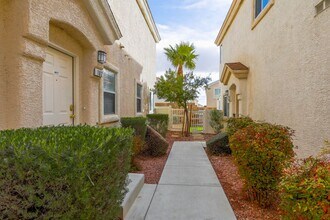 9318 Square Dance Pl in Las Vegas, NV - Building Photo - Building Photo