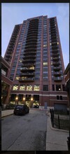 330 N Jefferson St, Unit 1407 in Chicago, IL - Building Photo - Building Photo