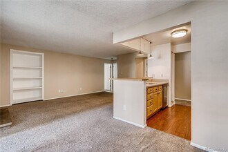 5403 W 76th Ave in Arvada, CO - Building Photo - Building Photo