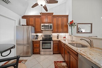 406 Cottonwood Pl in Boca Raton, FL - Foto de edificio - Building Photo