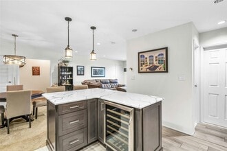 104 Palo Alto Dr in Plainview, NY - Building Photo - Building Photo