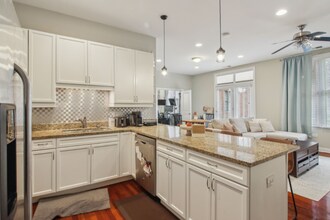 4814 N Damen Ave in Chicago, IL - Building Photo - Building Photo