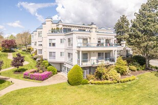 River West in Delta, BC - Building Photo