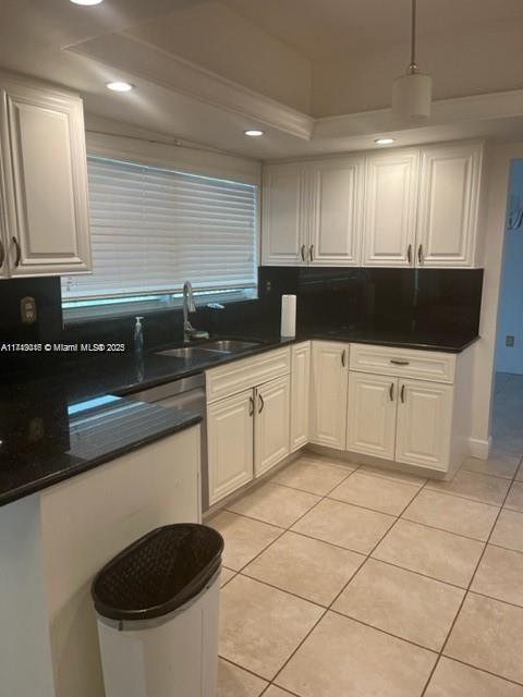 10050 SW 98th Ave in Miami, FL - Foto de edificio - Building Photo