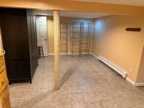 232 Lawson St in Hempstead, NY - Foto de edificio - Building Photo