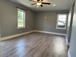 2553 Edgebrook Ave in Akron, OH - Building Photo - Building Photo
