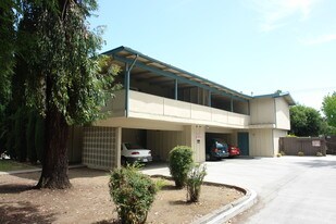 5550 Clovercrest Dr in San Jose, CA - Building Photo