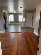 57 Park Ave in Cranston, RI - Building Photo - Building Photo