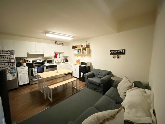 546 Columbus Ave, Unit 3R in Boston, MA - Building Photo - Building Photo