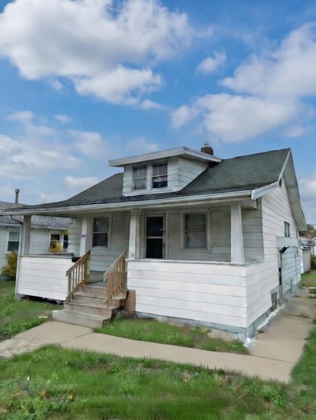 property at 947 Center Point Rd NE