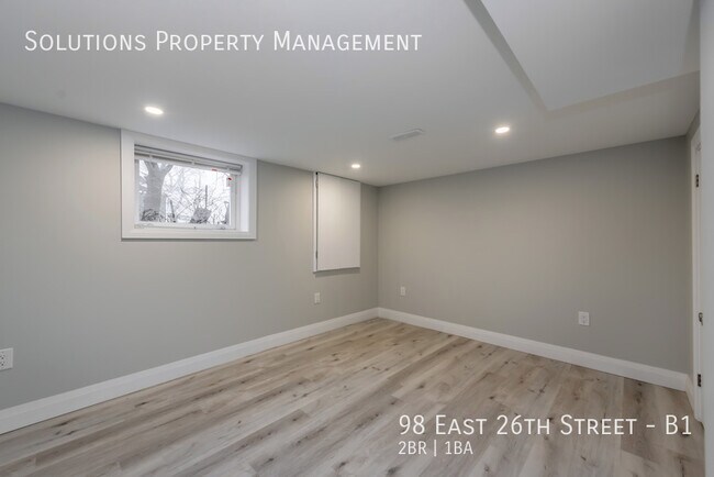 98 E 26th St in Hamilton, ON - Building Photo - Building Photo