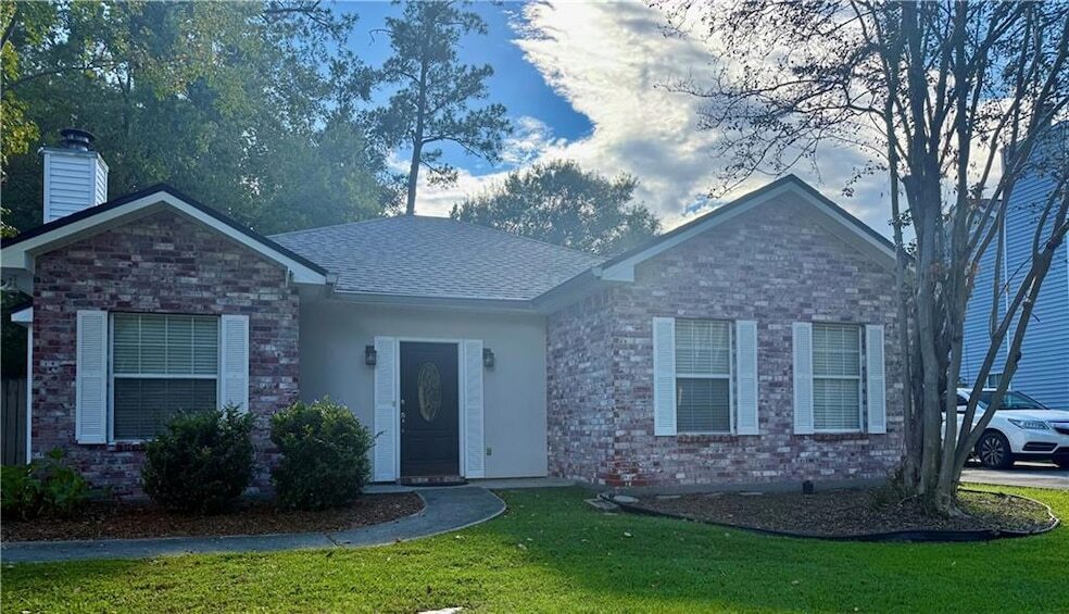 80 Trace Loop in Mandeville, LA - Building Photo