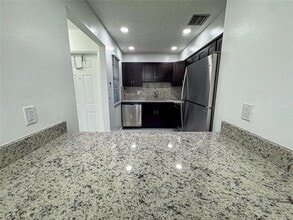 10687 Royal Palm Blvd in Coral Springs, FL - Building Photo - Building Photo