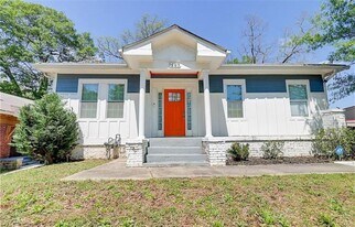 1497 Rogers Ave SW in Atlanta, GA - Building Photo