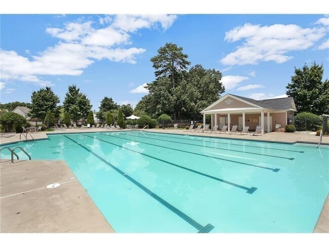 8365 Grenadier Trail in Suwanee, GA - Building Photo - Building Photo