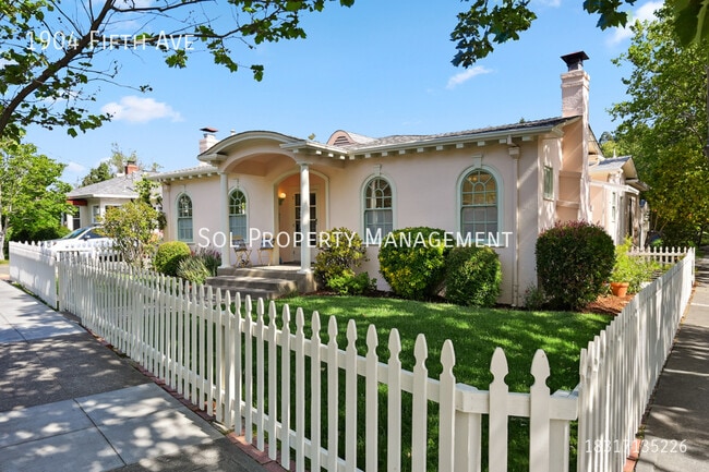 1904 Fifth Ave in San Rafael, CA - Building Photo - Building Photo