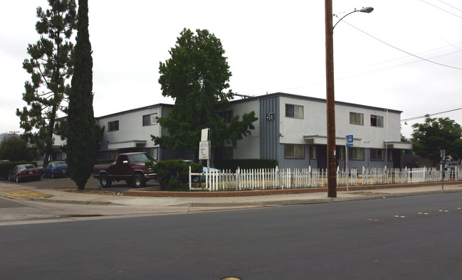 511 June Way in El Cajon, CA - Foto de edificio - Building Photo