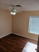 6749 Oak Valley Dr in Las Vegas, NV - Building Photo - Building Photo