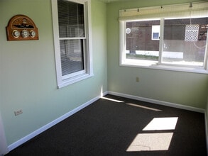30 Charles St in Waterford, NY - Building Photo - Building Photo