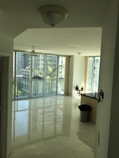 79 SW 12th St, Unit 1106-S in Miami, FL - Building Photo - Building Photo