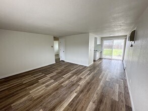 409 Benham St in Richland, WA - Building Photo - Building Photo