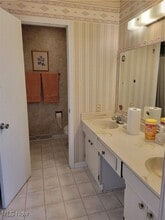 1552 Jacobs Ln in Kent, OH - Building Photo - Building Photo