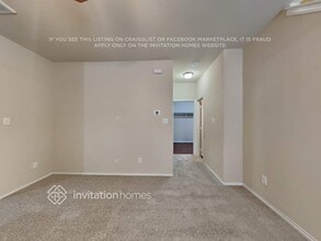 1832 Wickham Dr in Burleson, TX - Foto de edificio - Building Photo