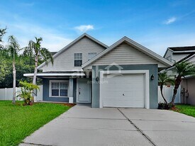 10225 Summerview Cir in Riverview, FL - Building Photo