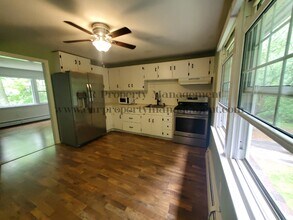8 Myles Standish Dr in Haverhill, MA - Building Photo - Building Photo