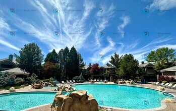 900 S Meadows Pkwy in Reno, NV - Building Photo - Building Photo