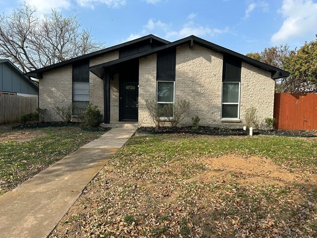 property at 941 Overdowns Dr