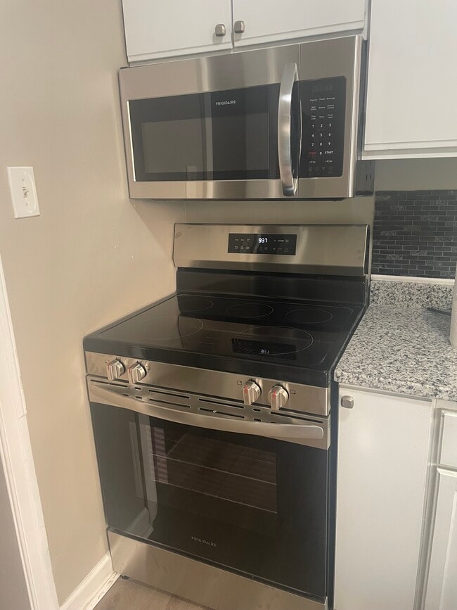 property at 258 Lombardy Pl