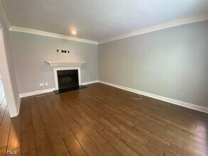 7500 Roswell Rd-Unit -4 in Sandy Springs, GA - Building Photo - Building Photo