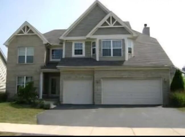 property at 165 Fieldcrest Dr