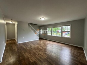 366-1 Lahonda Dr in Valparaiso, IN - Building Photo - Building Photo