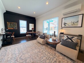 1341 Crane St in Detroit, MI - Foto de edificio - Building Photo