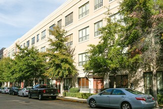 Lofts on Post Oak in Houston, TX - Building Photo - Building Photo