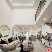 846 N Alta Vista Blvd in Los Angeles, CA - Building Photo - Building Photo