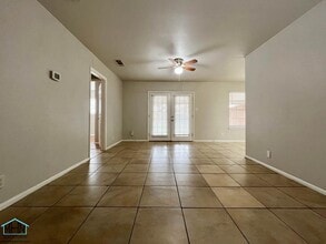 944 Patricia Dr in San Antonio, TX - Building Photo - Building Photo