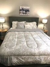 4 N Hamilton St in Jordan, NY - Building Photo - Building Photo