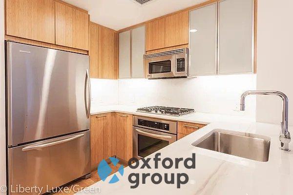 property at 455 N End Ave