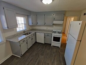 65 Mercury Ct, Unit L1 in West Springfield, MA - Building Photo - Building Photo