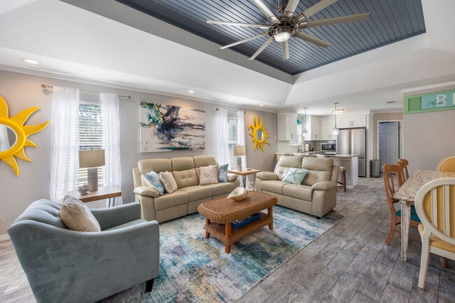 4496 Luke Ave in Destin, FL - Building Photo - Building Photo