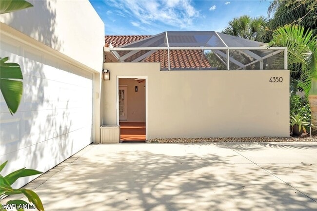 4350 Covey Cir, Unit 7-A in Naples, FL - Foto de edificio - Building Photo