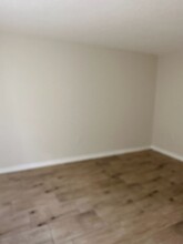 307 Adams Ave-Unit -OCBR02 in Cape Canaveral, FL - Foto de edificio - Building Photo